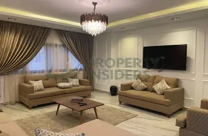 Apartment - 3 Bedrooms - 1 Bathroom for rent in Mohi Al Din Abou El Ezz St. - Dokki - Giza