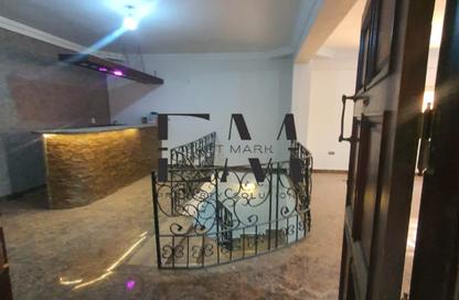 Duplex - 3 Bedrooms - 3 Bathrooms for rent in Naguib Al Rihani St. - Al Narges 7 - Al Narges - New Cairo City - Cairo