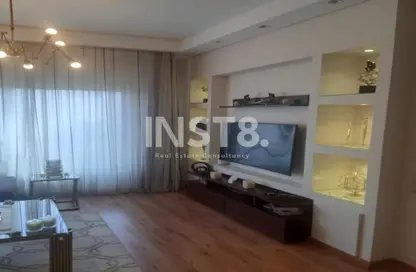 شقة - 1 حمام للايجار في ذا فيلدج - المستثمرين الجنوبية - مدينة القاهرة الجديدة - القاهرة