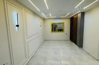 Apartment - 2 Bedrooms - 1 Bathroom for sale in Hadayek El Ahram - Giza