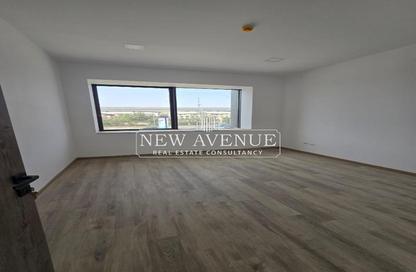Office Space - Studio - 1 Bathroom for sale in Lake View Residence - 5th Settlement Compounds - The 5th Settlement - New Cairo City - Cairo
