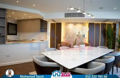شقة - 4 غرف نوم - 2 حمامات للبيع في سكاي لاين - سموحة - حي شرق - الاسكندرية
