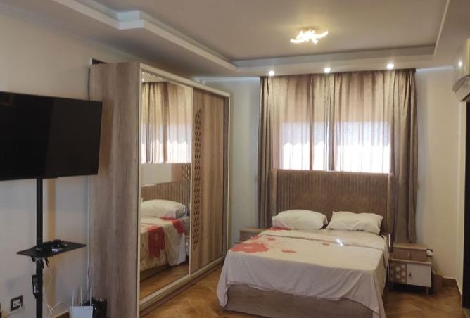 8048783 - Property Image 3