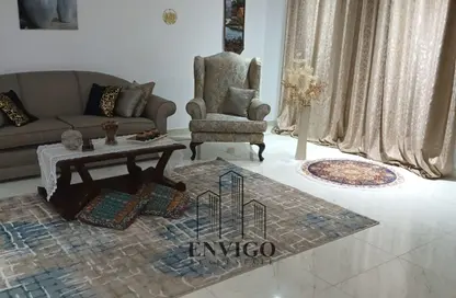 شقة - 5 غرف نوم - 2 حمامات للبيع في شارع عمار بن ياسر - ميدان الحجاز - النزهة - القاهرة