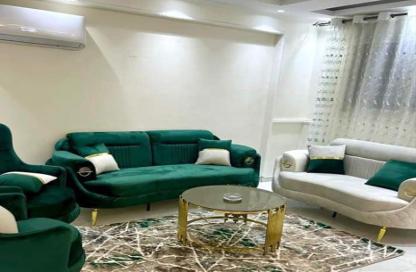 شقة - 3 غرف نوم - 3 حمامات للايجار في شارع محي الدين أبو العز - المهندسين - الجيزة