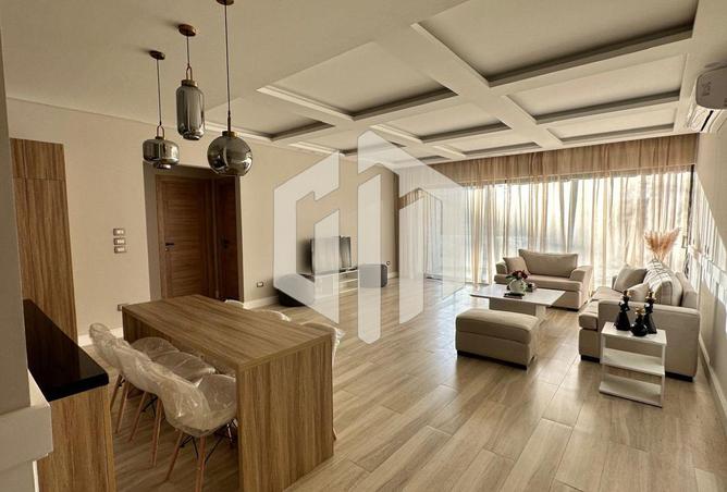 8233701 - Property Image 2