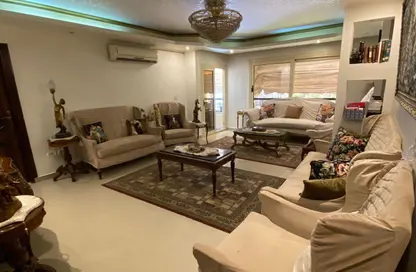Apartment - 4 Bedrooms - 3 Bathrooms for sale in 7th Sector - Zahraa El Maadi - Hay El Maadi - Cairo