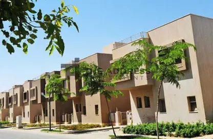 فيلا - 5 غرف نوم - 4 حمامات للبيع في كمبوند فيلدج جاردن القطامية - كمبوندات التجمع الخامس - التجمع الخامس - مدينة القاهرة الجديدة - القاهرة