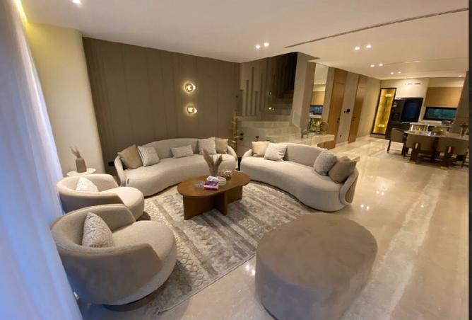 8550360 - Property Image 2