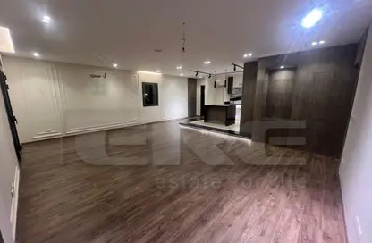 Apartment - 3 Bedrooms - 3 Bathrooms for sale in Eastown - 5th Settlement Compounds - The 5th Settlement - New Cairo City - Cairo