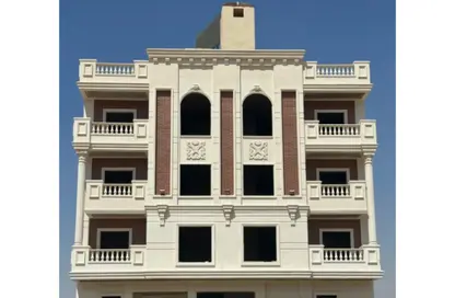 Apartment - 2 Bedrooms - 2 Bathrooms for sale in Bait Alwatan - The 5th Settlement - New Cairo City - Cairo