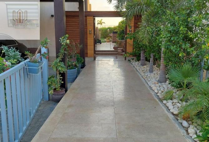 8178369 - Property Image 3