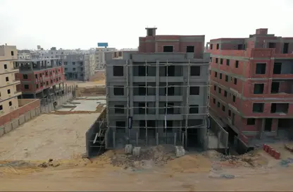 Apartment - 3 Bedrooms - 2 Bathrooms for sale in Bait Alwatan - The 5th Settlement - New Cairo City - Cairo