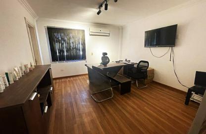Office Space - Studio - 3 Bathrooms for rent in Street 216 - Degla - Hay El Maadi - Cairo