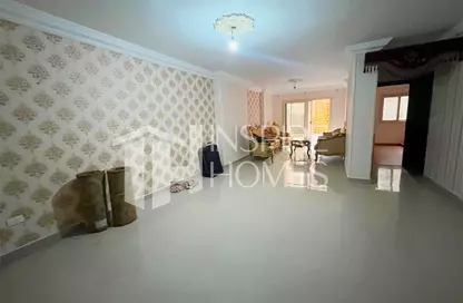 Apartment - 3 Bedrooms - 1 Bathroom for rent in Nour Al Din St. - Camp Chezar - Hay Wasat - Alexandria