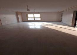 Apartment - 3 bedrooms - 2 bathrooms for للايجار in Abu Al Atahiya St. - Al Hadiqah Al Dawliyah - 7th District - Nasr City - Cairo