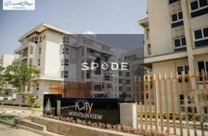 Apartment - 2 Bedrooms - 2 Bathrooms for sale in Mountain View iCity - 5th Settlement Compounds - The 5th Settlement - New Cairo City - Cairo
