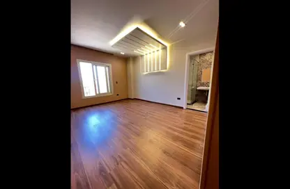 Apartment - 3 Bedrooms - 2 Bathrooms for sale in Sheikh Zayed City - Giza