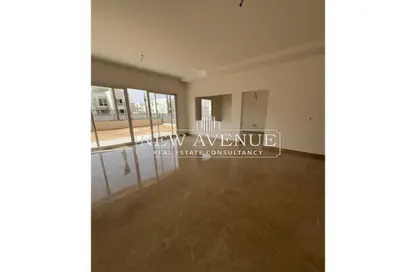 Villa - 4 Bedrooms - 2 Bathrooms for sale in Cairo Gate - Sheikh Zayed Compounds - Sheikh Zayed City - Giza