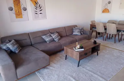 شقة - 2 غرف نوم - 2 حمامات للايجار في فيفث سكوير - التجمع الخامس - مدينة القاهرة الجديدة - القاهرة