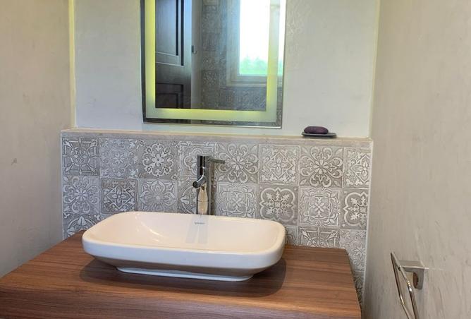 8195961 - Property Image 2