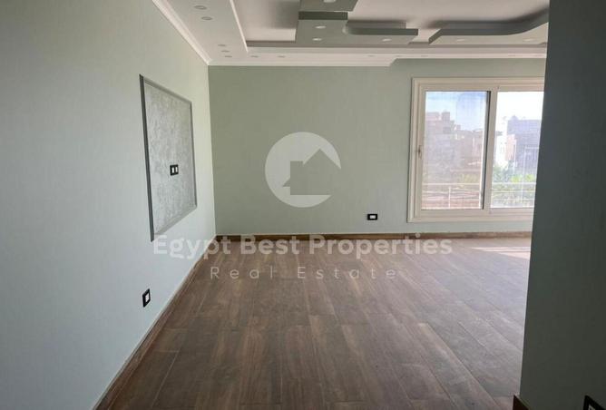 8423940 - Property Main Image