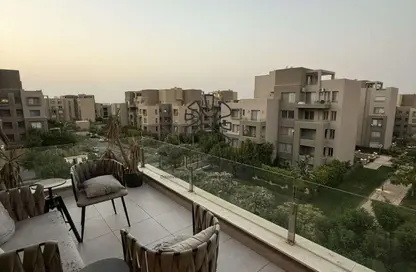 دوبلكس - 3 غرف نوم - 3 حمامات للبيع في فيلدج جيت - المستثمرين الجنوبية - مدينة القاهرة الجديدة - القاهرة