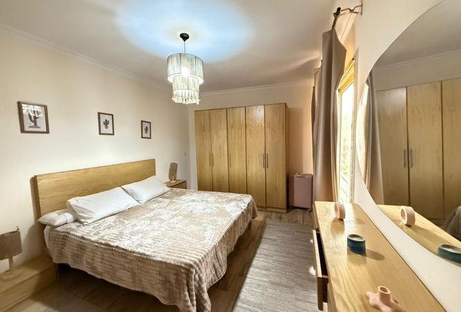 8087813 - Property Image 2