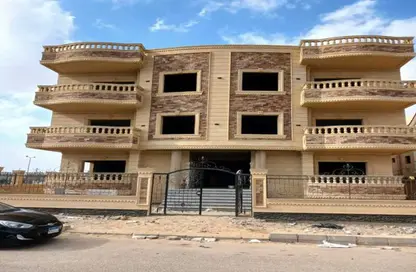 Apartment - 3 Bedrooms - 3 Bathrooms for sale in Neighborhood B - 2nd District West - Shorouk City - Cairo