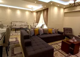 شقة - 3 غرف نوم - 2 حمامات للايجار في شارع كورنيش النيل - المعادي - حي المعادي - القاهرة