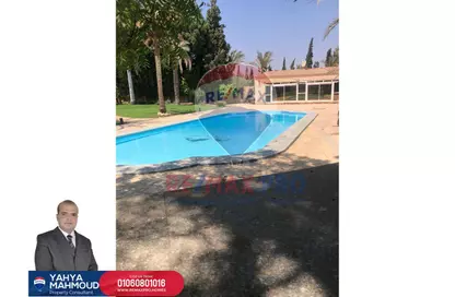 فيلا - 4 حمامات للبيع في جمعية احمد عرابى - مدينة العبور - القليوبية