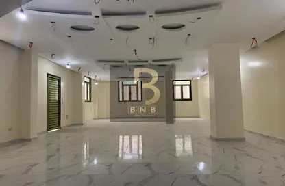 Office Space - Studio - 3 Bathrooms for rent in One Ninety Mall - South Teseen St. - The 5th Settlement - New Cairo City - Cairo