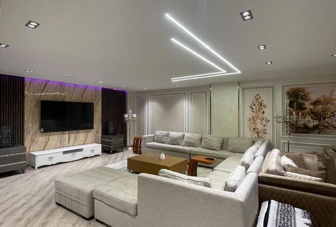 7937770 - Property Image 3