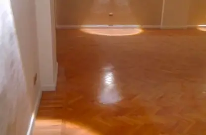 شقة - 3 غرف نوم - 3 حمامات للايجار في الزمالك - القاهرة