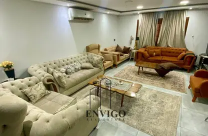 Apartment - 3 Bedrooms - 3 Bathrooms for sale in Sabeel Al Moameneen St. - 8th Zone - Nasr City - Cairo