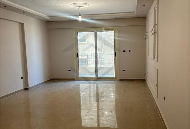 7881446 - Property Image 2