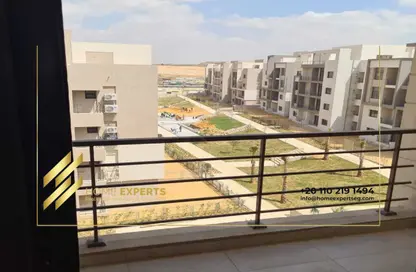 (بنتهاوس  (روف - 3 غرف نوم - 3 حمامات للايجار في مون ريزيدنس - فيفث سكوير - التجمع الخامس - مدينة القاهرة الجديدة - القاهرة