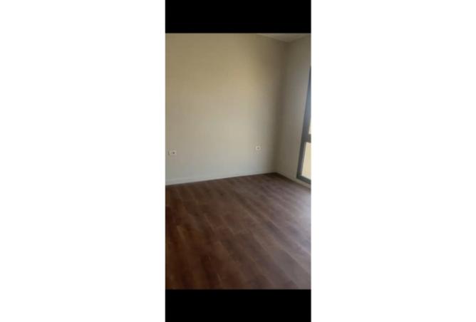 8066295 - Property Image 2