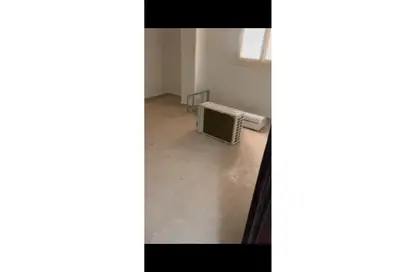 Apartment - 3 Bedrooms - 1 Bathroom for sale in Neighborhood 34 - 10th of Ramadan City - Sharqia