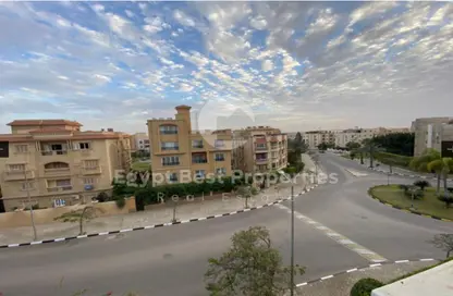 شقة - 3 غرف نوم - 2 حمامات للبيع في طريق بيفرلي هيلز - الحي السابع عشر - الشيخ زايد - الجيزة