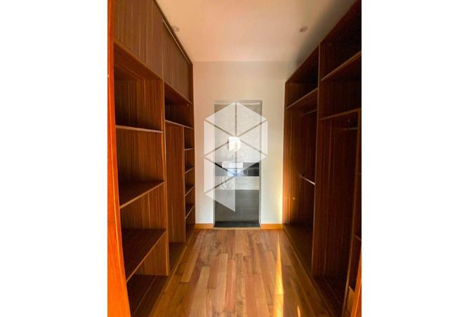 8245541 - Property Image 3