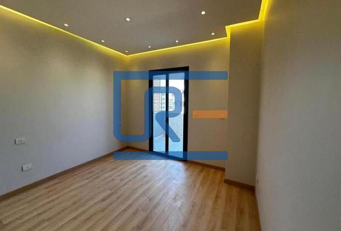 8033726 - Property Image 2