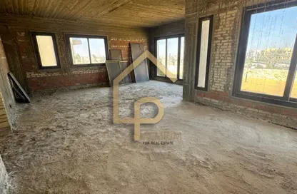 Villa - 5 Bedrooms - 4 Bathrooms for sale in O West - 6 October Compounds - 6 October City - Giza
