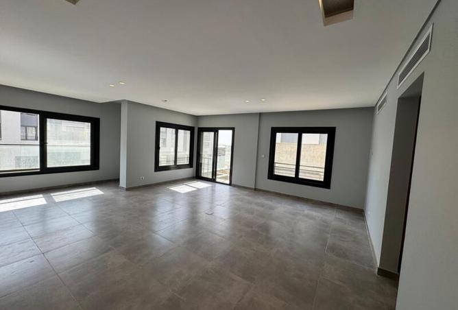 8040145 - Property Image 3
