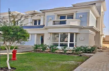 Villa - 5 Bedrooms - 4 Bathrooms for sale in Mountain View Hyde Park - 5th Settlement Compounds - The 5th Settlement - New Cairo City - Cairo