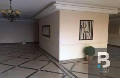 Apartment - 3 Bedrooms - 3 Bathrooms for sale in Greens - 6th District - Sheikh Zayed City - Giza