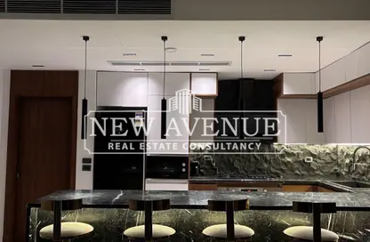 Apartment - 3 Bedrooms - 3 Bathrooms for sale in Lake View Residence - 5th Settlement Compounds - The 5th Settlement - New Cairo City - Cairo