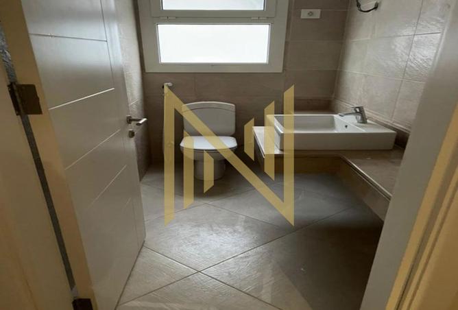 8385919 - Property Image 3