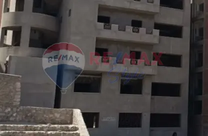 Whole Building - 7+ Bedrooms - 7+ Bathrooms for sale in Hurghada - Red Sea