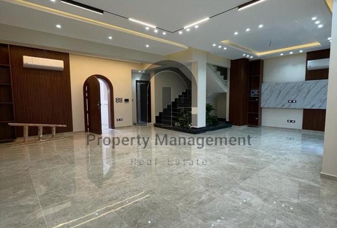 8371347 - Property Image 2